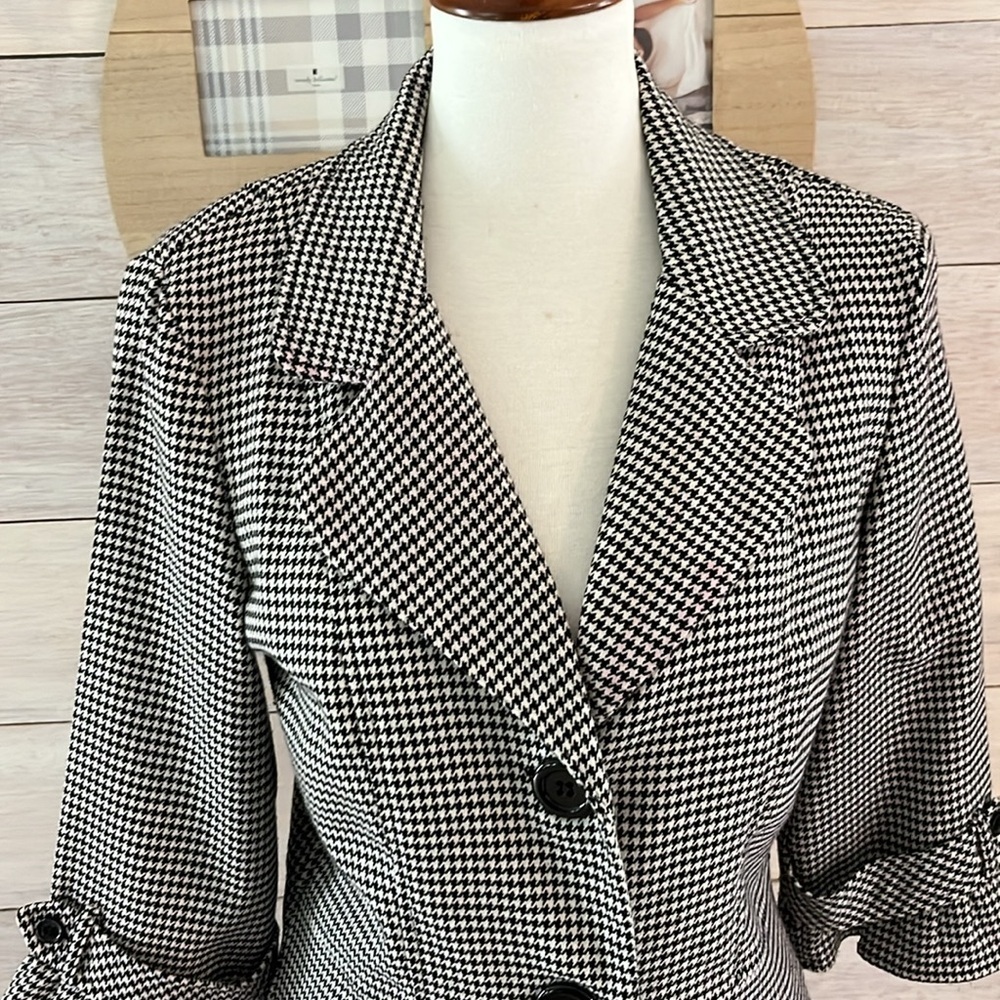Courtenay Women's Black and White Houndstooth Blazer 10 - Picture 2 of 5